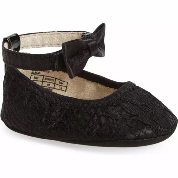 STUART WEITZMAN Lacie Crib Shoe Black Size 2 - Picture 1 of 9
